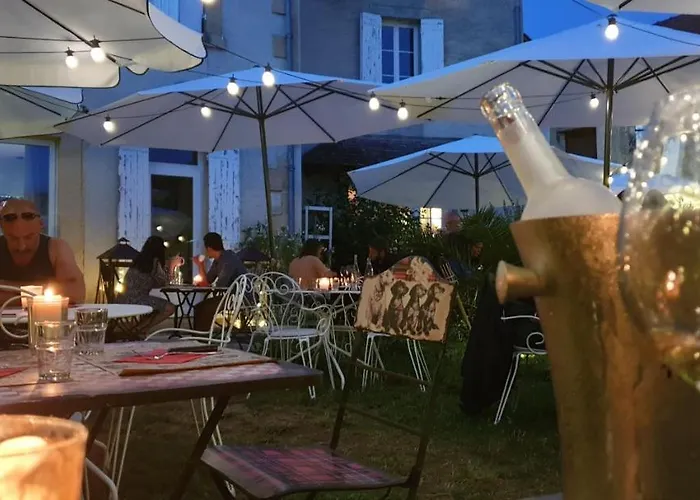 Les Appartements D Artiste De La Villa Du 15 - Restaurant La Maison - Piscine Chauffee